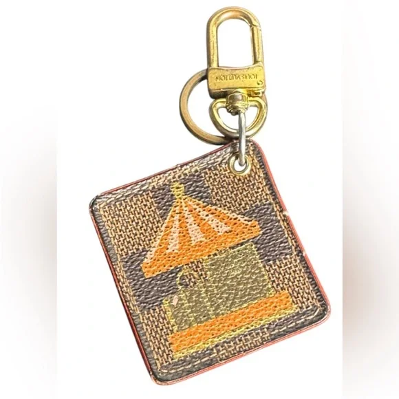 Louis Vuitton Brown and Orange Key Holder - Picture 1 of 7